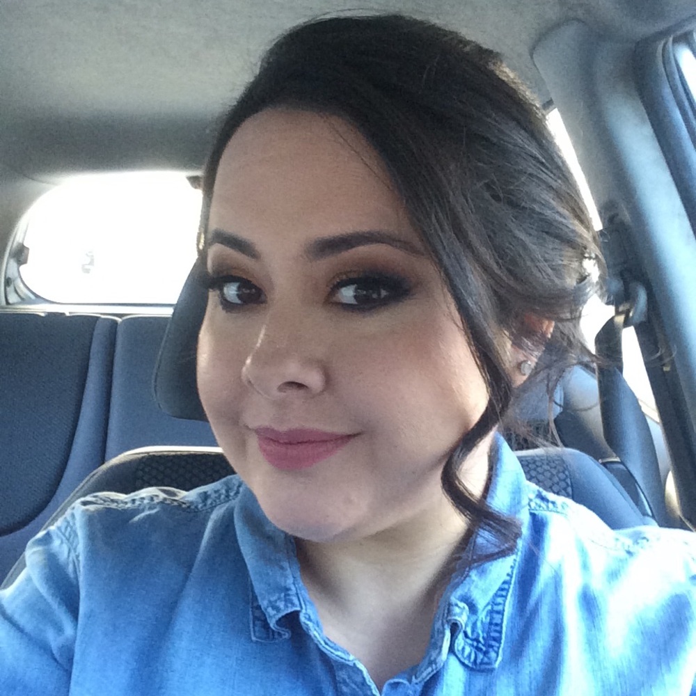 Meet your Posher, Ana